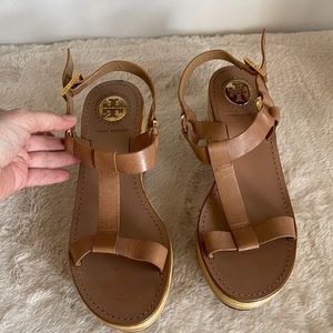 Tory Burch Leather Bamboo wedge sandals in size 8 with goldtone hardware.